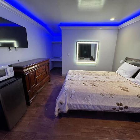 Travel Inn Greenfield 外观 照片