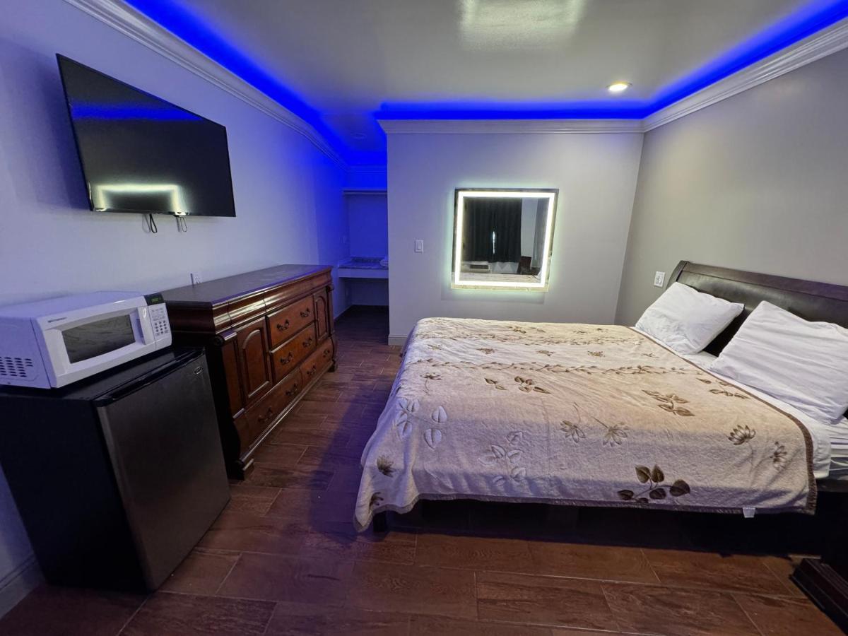 Travel Inn Greenfield 外观 照片
